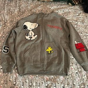 sam’s club peanuts snoopy grey hoodie